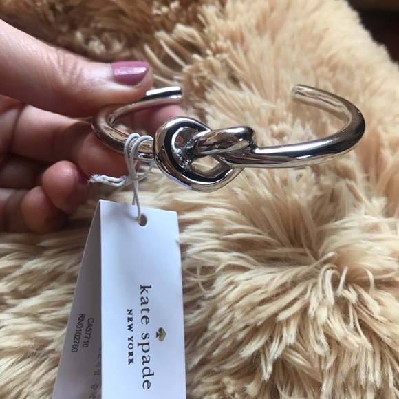 Knot Cuff Bracelet Silver 